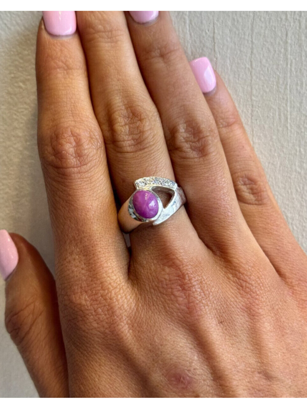 14K YELLOW GOLD RING WITH AMETHYST